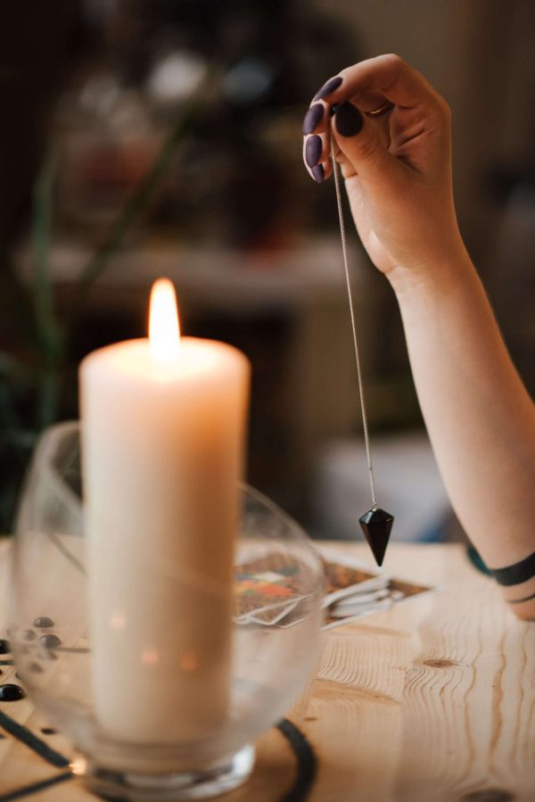 Divination Readings – Pendulum and Dowsing Rods